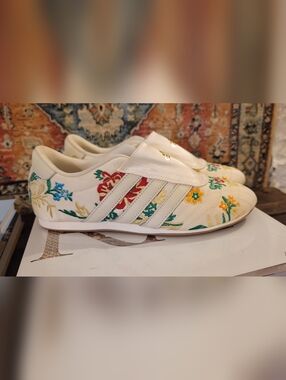 Adidas Taekwondo Cream Floral Embroidered Slip-On Sneakers, W SIZE 9